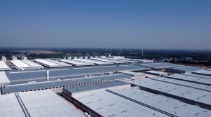 从制造到智造 一座超级工厂跑出新能源汽车加速度缩略图 从制造到智造 一座超级工厂跑出新能源汽车加速度缩略图