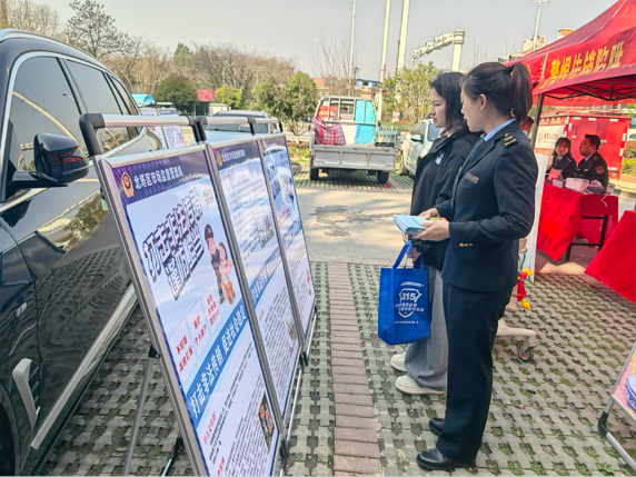 北塔区市监局开展消费者权益日主题宣传活动插图2