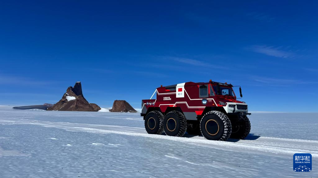新华鲜报|历时160天 第42次南极考察“雪龙”号“凯旋”插图2