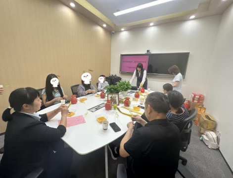 普及存款保险知识 守护群众资金安全——广发银行邵东支行开展专项宣传活动插图1 普及存款保险知识 守护群众资金安全——广发银行邵东支行开展专项宣传活动(图2)